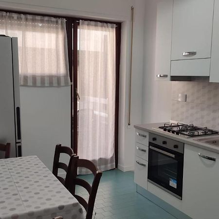 Апартаменты Lucia House Mare Неттуно Экстерьер фото